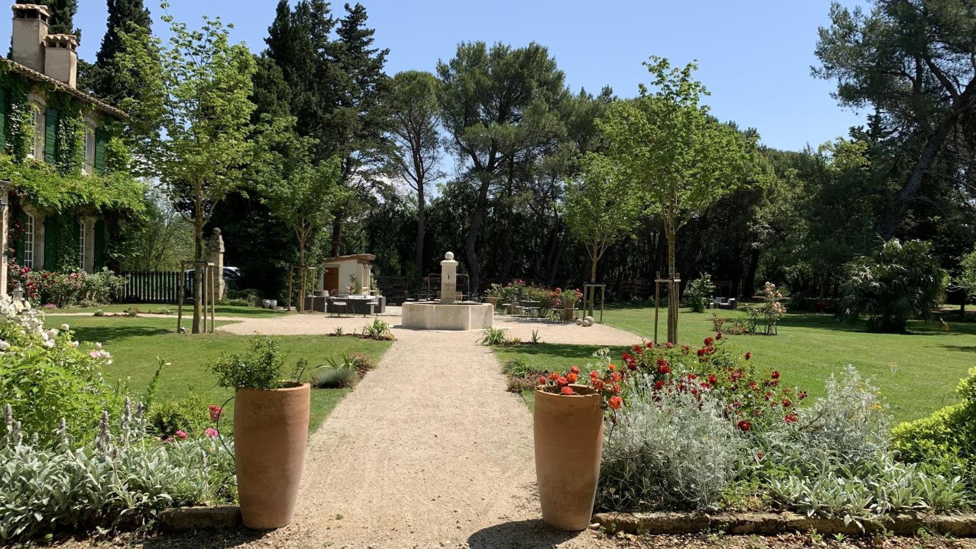 Domaine De Rhodes B&B Avignon Eksteriør billede