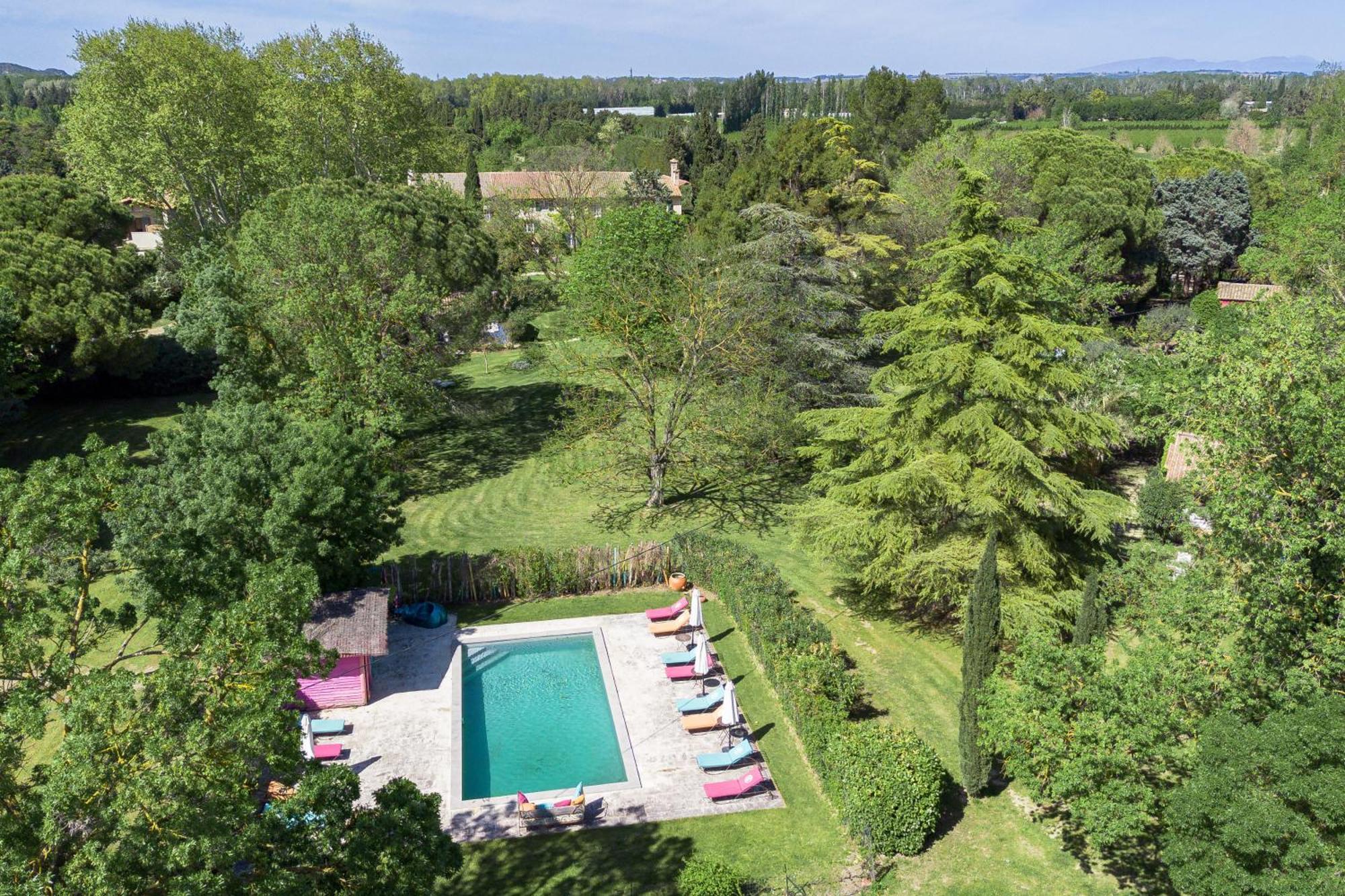 Domaine De Rhodes B&B Avignon Eksteriør billede