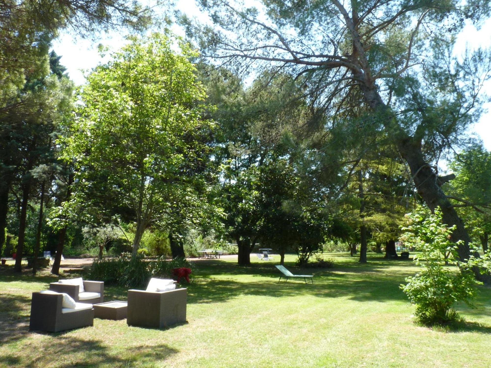 Domaine De Rhodes B&B Avignon Eksteriør billede