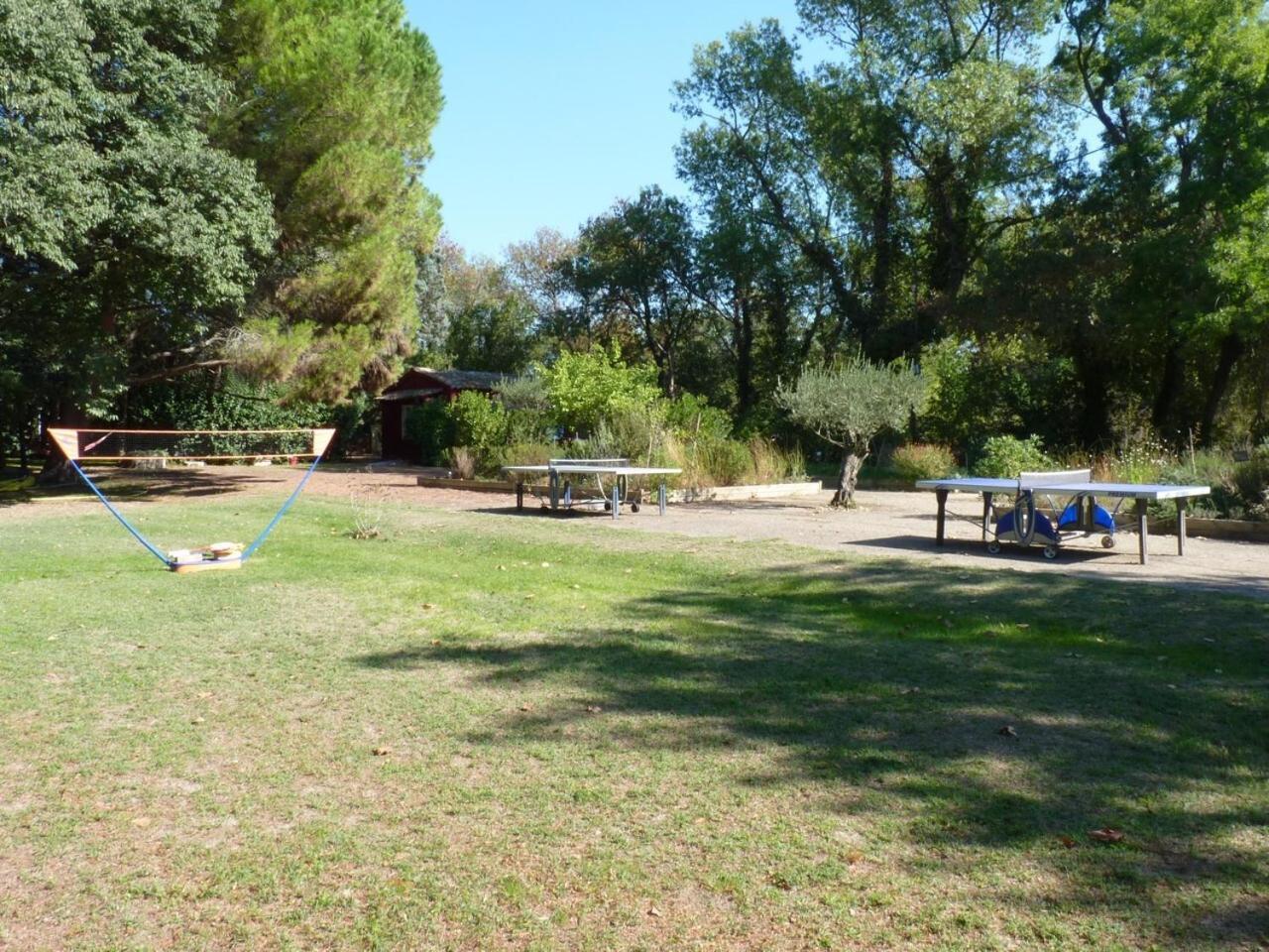Domaine De Rhodes B&B Avignon Eksteriør billede